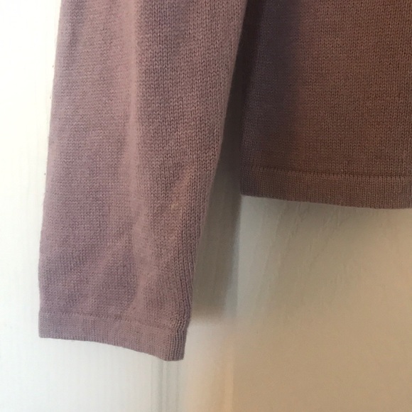 💕Casual Corner Silk Cashmere Turtleneck💕 - Picture 3 of 5